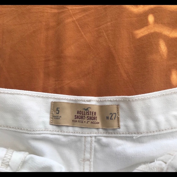 Shorts - Picture 3 of 3